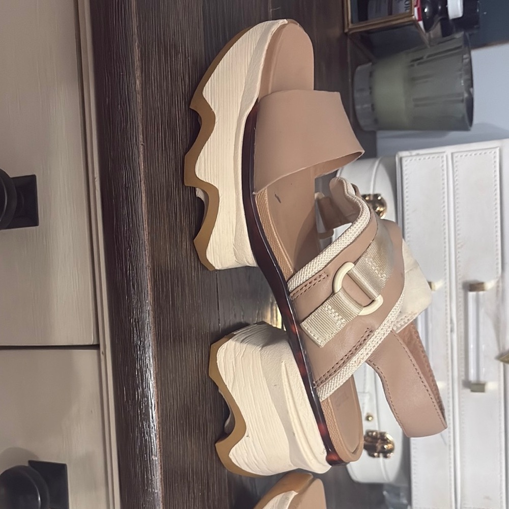 Sorel Cream and Tan Platform Sandals with Chunky Sole